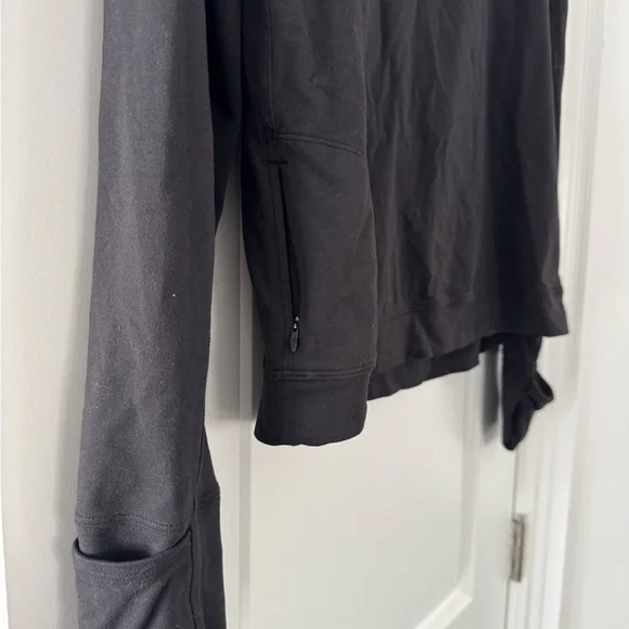 Lululemon Turtle Neck - Picture 3 of 4